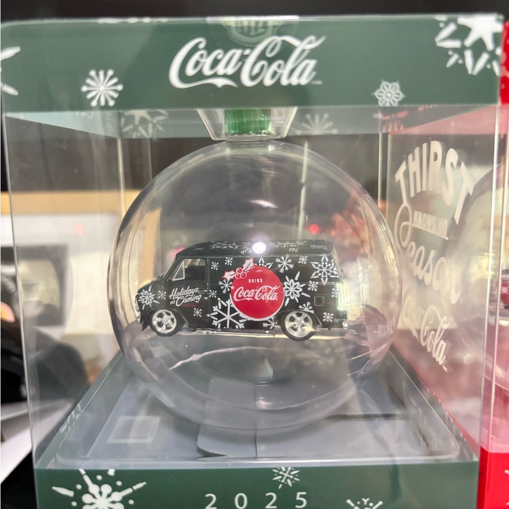 M2 Coca-Cola Snowflake Ornament Car
